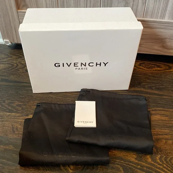 Super cool NIB Givenchy bondage booties - they are gorgeous and super stylish